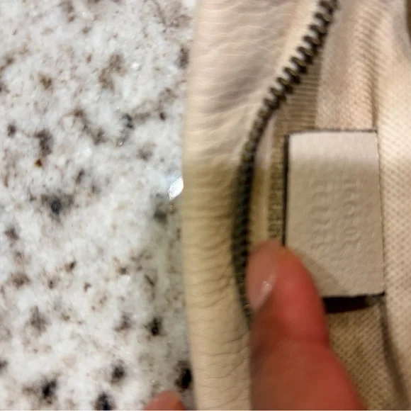 Mini Cream Gucci Cream Leather Logo Belt Bag with Red-Green-Blue Stripe - Picture 11 of 12